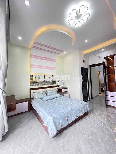 bán nhà hoàn công chính chủ. sổ hồng riêng. full nôội thất.an phú