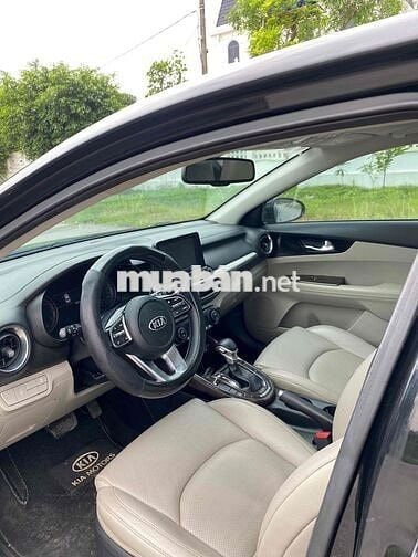 Kia Cerato 2019 1.6 AT Luxury - 69000 km