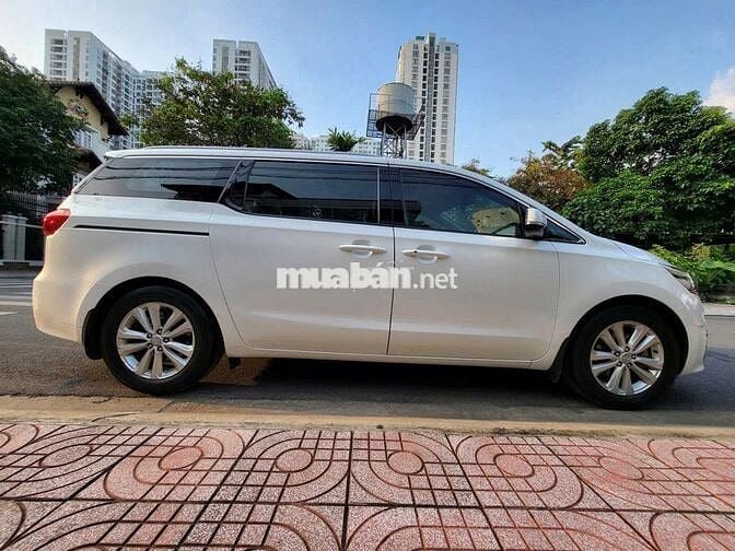 Kia Sedona 2016 Luxury 78.000km