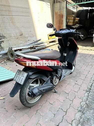 honda click máu êm zin chưa bung.không hao xăng