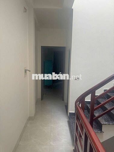 CHÍNH CHỦ BÁN NHÀ DÂN XÂY 3 TẦNG 50M² BÁT KHỐI
20M RA ĐƯỜNG ÔTÔ TRÁNH