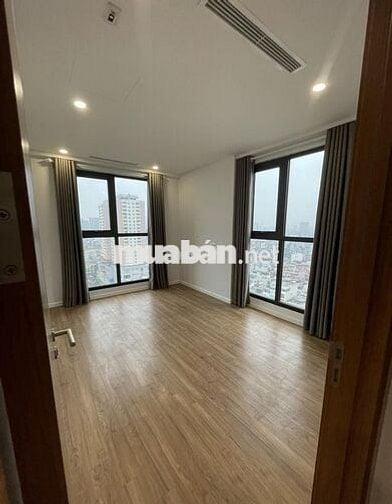 Căn Góc CC Cao Cấp 3PN 2WC Ntcb TT Đống Đa 96m2 Đẹp Full Tiện Ích 19Tr