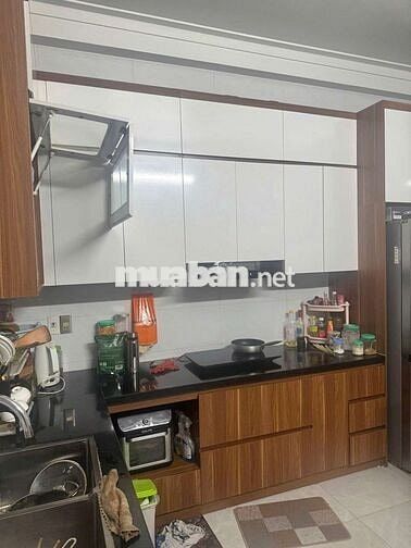 CHÍNH CHỦ BÁN NHÀ DÂN XÂY 3 TẦNG 50M² BÁT KHỐI
20M RA ĐƯỜNG ÔTÔ TRÁNH