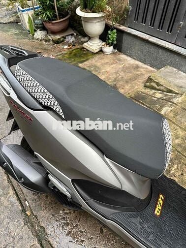 xe nhà it sử dụng