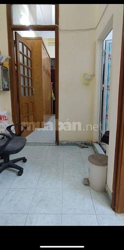 Chính chủ cho thuê nhà phố Bùi Xương Trạch 40 m2, gồm 4 tầng và 1 tum 