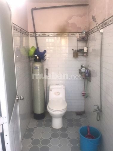 Bán nhà xã Mỹ Hạnh Bắc, Đức Hòa, Long An, 80m2, 1 lầu, sổ riêng, 2,1tỷ