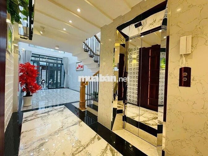 Cho thuê Siêu Phẩm Full Nội Thất, có Thang máy, Phạm Văn Chiêu p8 GV