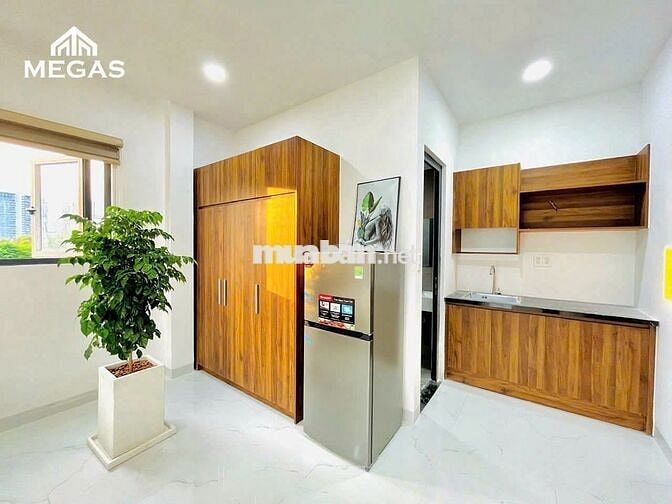 CHO THUÊ STUDIO BAN CÔNG FULL NỘI THẤT MỚI TINH NGAY HOÀNG QUỐC VIỆT