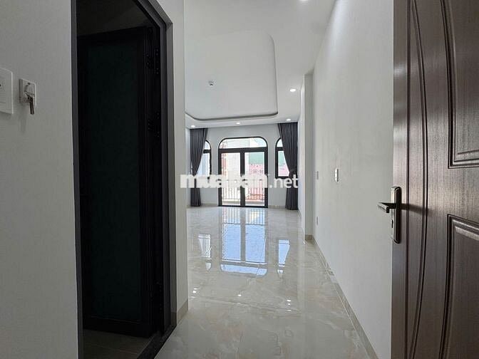 CĂN HỘ MẶT TIỀN DƯƠNG QUẢNG HÀM NT CAP CẤP - 2P EMART - ĐH VLU CS3