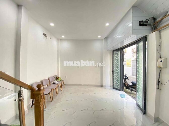 Cho Thuê Nhà Đẹp Hẻm Xe Hơi Cách Mặt Tiền Chỉ 10M