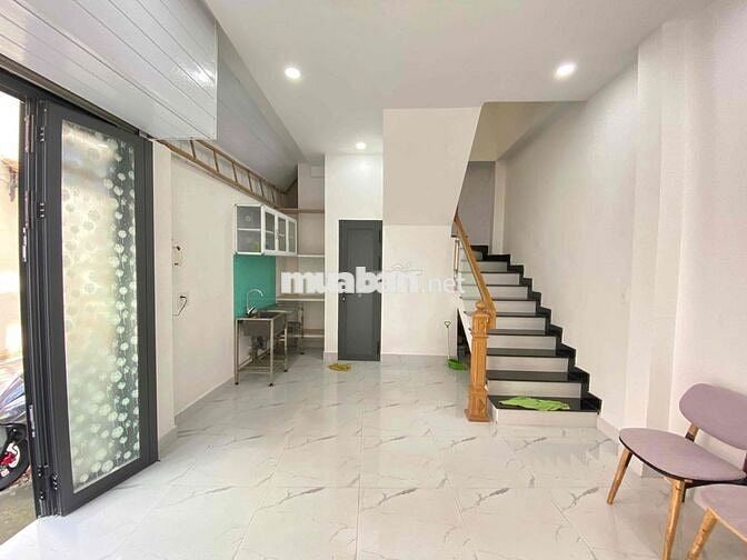Cho Thuê Nhà Đẹp Hẻm Xe Hơi Cách Mặt Tiền Chỉ 10M