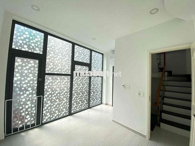 Cho Thuê Nhà Đẹp Hẻm Xe Hơi Cách Mặt Tiền Chỉ 10M