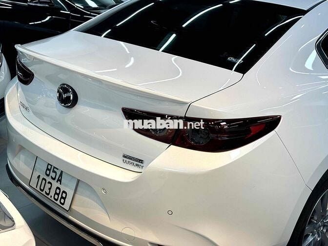 Mazda 3 2022 1.5L Luxury - 7000 km | Trùm mền