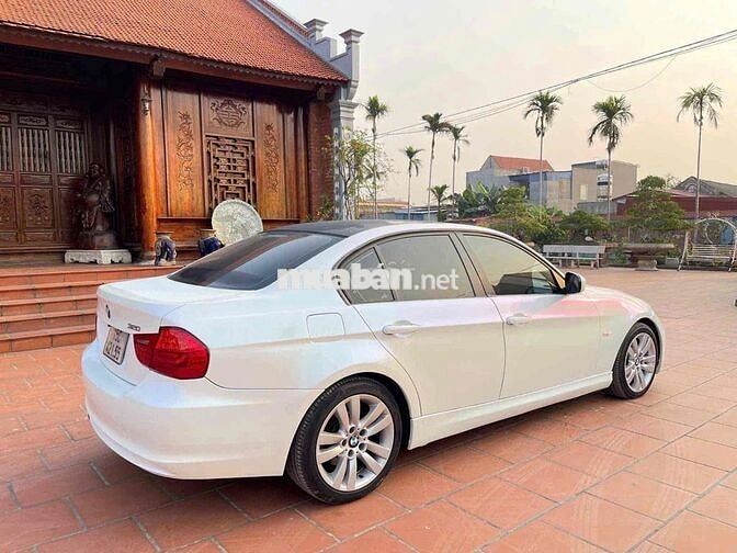 BMW 3 Series 20***00 km