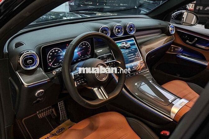 Mercedes GLC 300 4Matic 2023 - 9000 km