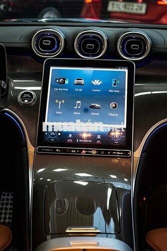 Mercedes GLC 300 4Matic 2023 - 9000 km