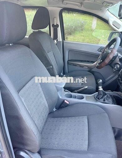 Ford Ranger 2016 XLS 2.2 4x2 MT một chủ sd từ mới