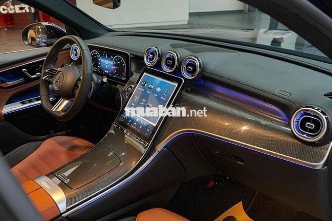 Mercedes GLC 300 4Matic 2023 - 9000 km