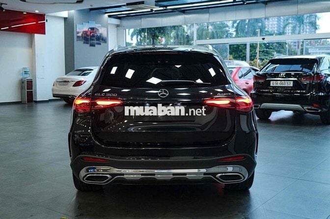 Mercedes GLC 300 4Matic 2023 - 9000 km