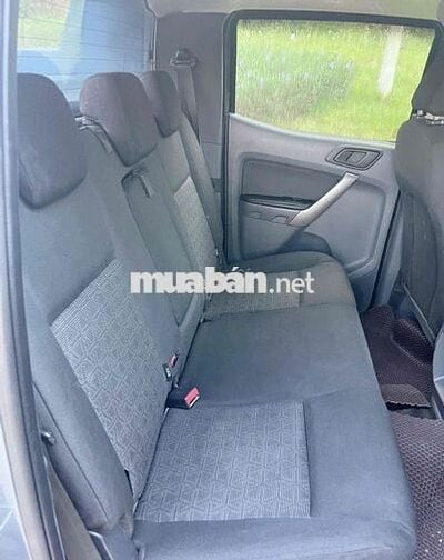 Ford Ranger 2016 XLS 2.2 4x2 MT một chủ sd từ mới