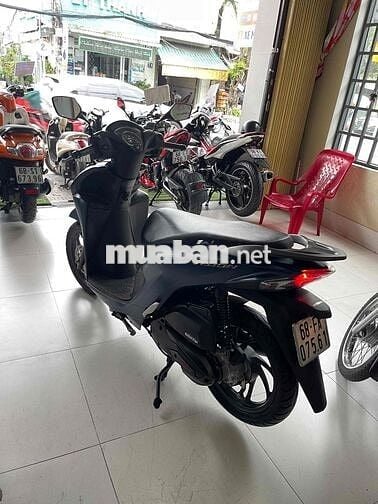 vison 2023 . mẫu mới. khoá smatkey. máy zin im