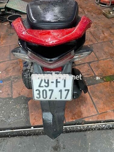 khách gần nhà nhờ đăng bán hộ xe vision 2015