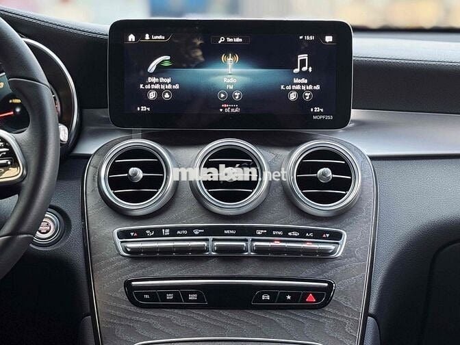 Mercedes Benz GLC 2021 200 4Matic - 43500 km