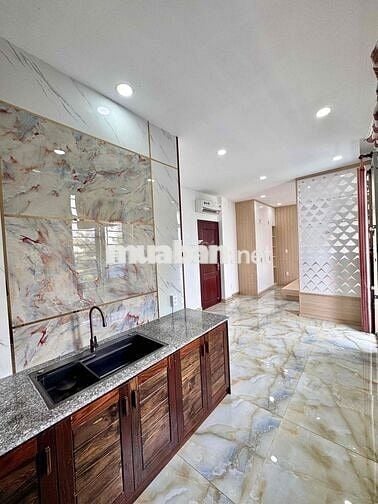 CĂN HỘ DỊCH VỤ 32m SIÊU YÊN TĨNH GẦN VINCOME, ĐH NGÂN HÀNG - THỦ ĐỨC