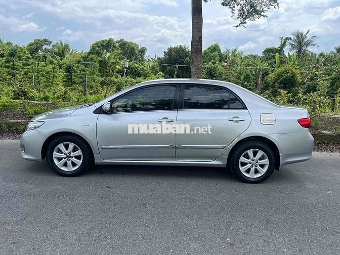 Toyota Corolla Altis 2010 1.8G MT Zin