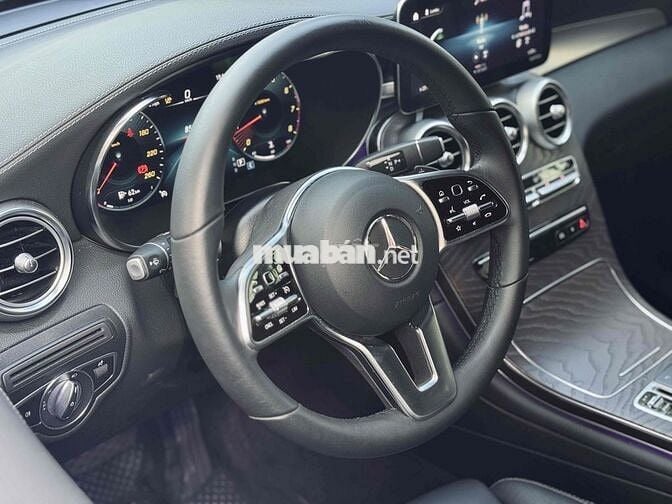 Mercedes Benz GLC 2021 200 4Matic - 43500 km