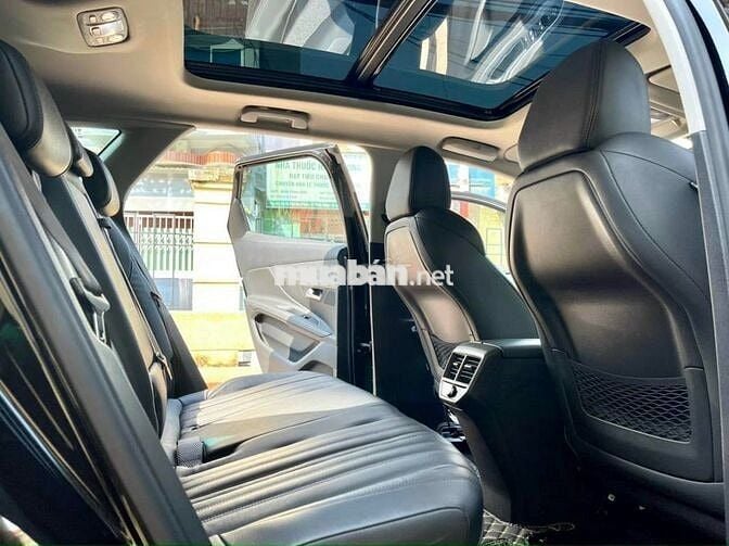 Peugeot 3008 Đki 2022 Allure 28.000 km đen đẹp