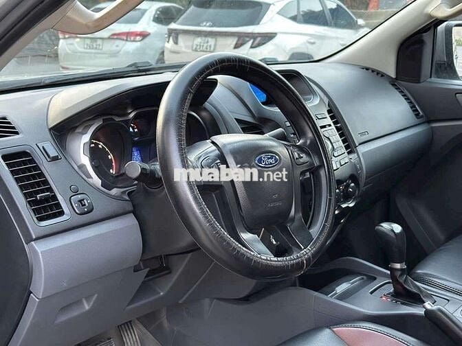 Hàng sưu tầm Ford Ranger XLS 2.2AT sx2017 đại chất
