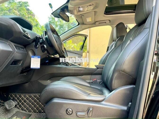 Peugeot 3008 Đki 2022 Allure 28.000 km đen đẹp