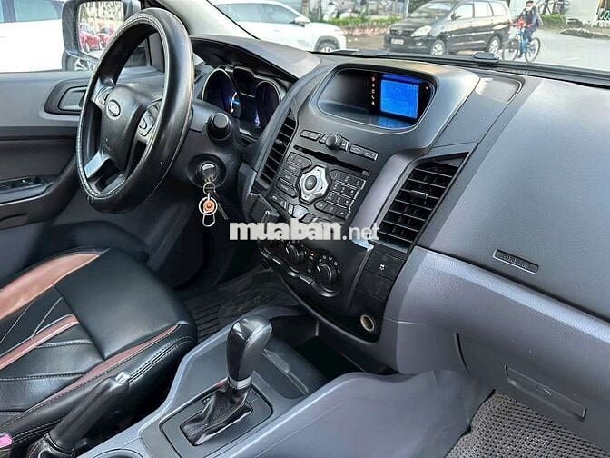 Hàng sưu tầm Ford Ranger XLS 2.2AT sx2017 đại chất