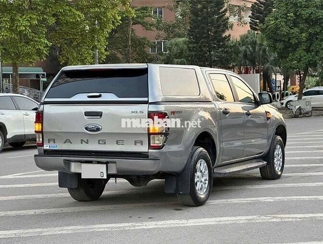Hàng sưu tầm Ford Ranger XLS 2.2AT sx2017 đại chất