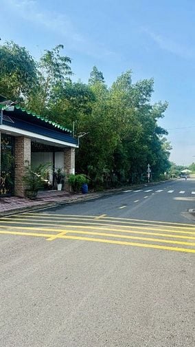 chính chủ bán gấp đất thị trấn củ chi góc 2 mặt tiền nhựa lớn giá rẻ 