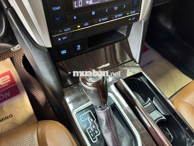 Toyota Camry 2018 2.5Q - 86798 km