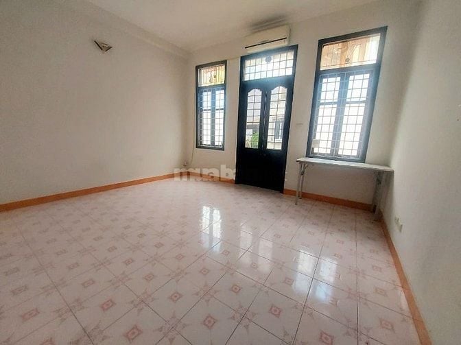 Cho thuê nhà riêng phố Hoàng Văn Thái, Thanh Xuân, 50m x 4T, ô tô, KD