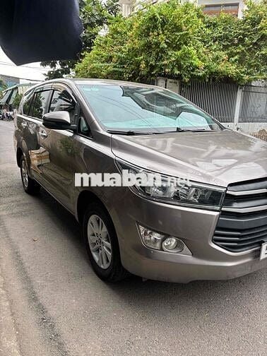 Toyota Innova 2019 2.0E - 109000 km