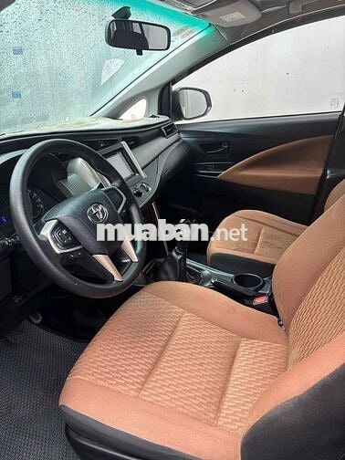 Toyota Innova 2019 2.0E - 109000 km