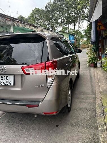 Toyota Innova 2019 2.0E - 109000 km