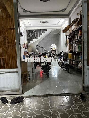 bán căn nhà cách mặt tiền phan huy ích 30m.đường rộng 10