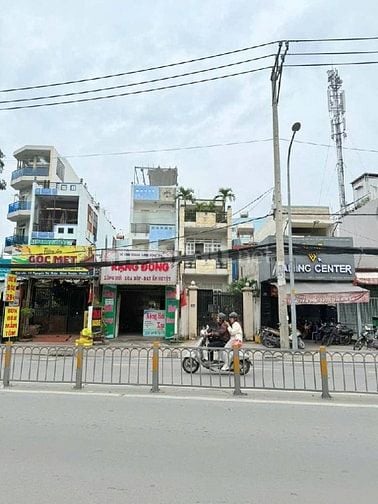  BÁN NHÀ MẶT , NGUYỄN THỊ THẬP ,Bình THUẬN, quận 7,dt:121m,giá:22ty