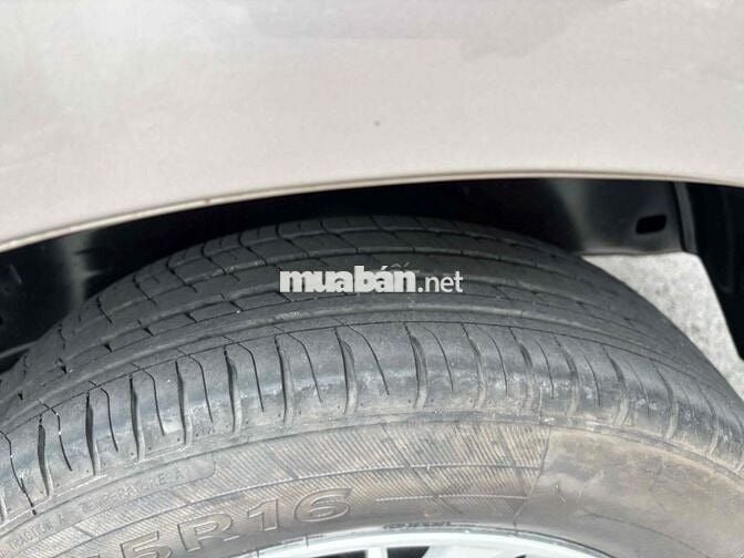 Toyota Innova 2019 2.0E - 109000 km