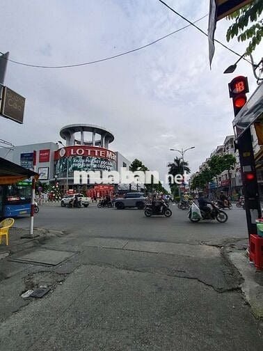 Đất hiếm. 50m2. Hẻm xe hơi. Ngay Lotte Nguyễn Văn Lượng