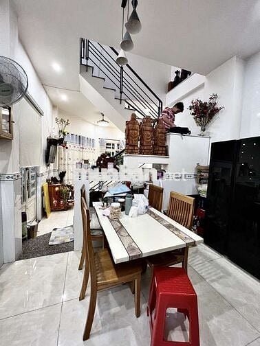 BÁN NHÀ 2 TẦNG HXH KHU PHÂN LÔ ĐỒNG BỘ-  TÂN THỚI NHẤT- Q12 CHỈ 5.2 TỶ