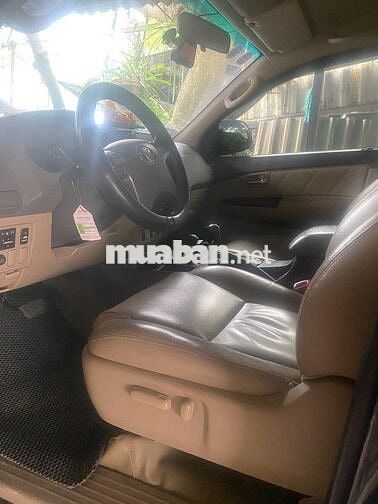 Toyota Fortuner 2013 2.7V 4x4 AT - 104000 km