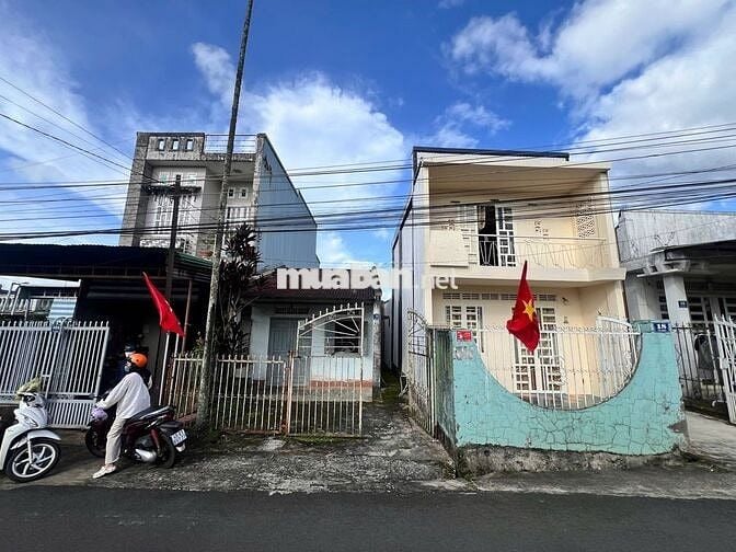 Nhà Mặt Tiền Giá *** Tp. Bảo Lộc -  Tô Hiệu 12m thuận tiện KD