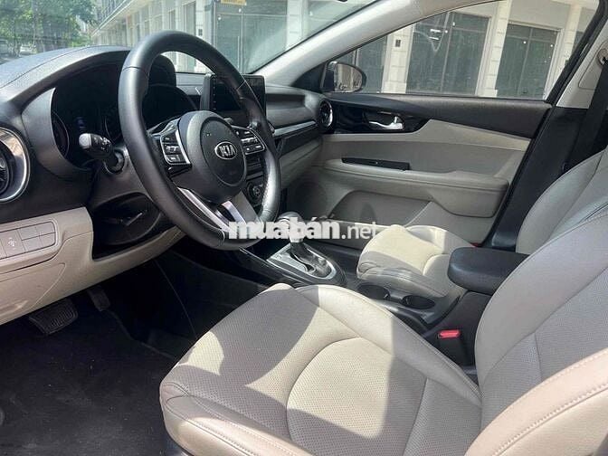 Kia Cerato 2019 1.6 AT Deluxe - 70000 km