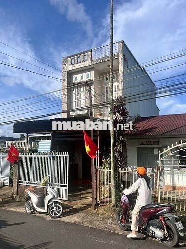 Nhà Mặt Tiền Giá *** Tp. Bảo Lộc -  Tô Hiệu 12m thuận tiện KD